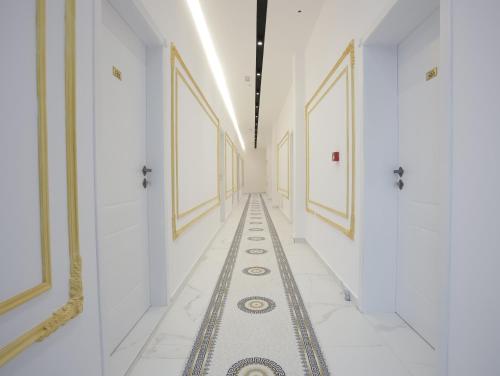 Imagen de la galería de Shatri Hotel, en Vranisht