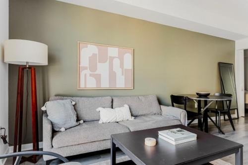 Ảnh trong thư viện ảnh của Blueground Long Beach pool gym near shops LAX-1262 ở Los Angeles