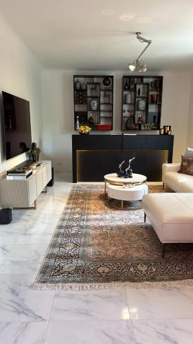 Cannes - Apartment - Sleeps 5 - Seaside