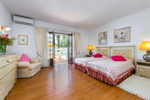 Albufeira Villa El-Gharb private 4 Bedrooms