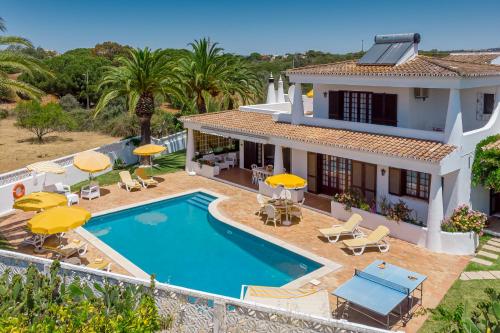 Albufeira Villa El-Gharb private 4 Bedrooms