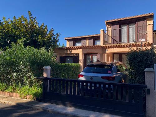 Domaine de vacances à 600m de la plage animations piscines en supplément villa climatisée 3 chambres 5 à 7 couchages WIFI LRPDSG12