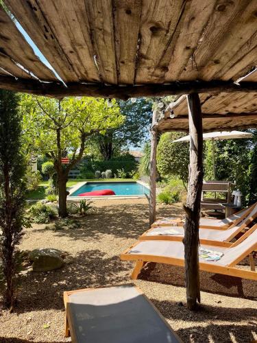 Villa GABY, votre oasis de calme avec piscine à 10 min à pied du centre de St Rémy de Pce