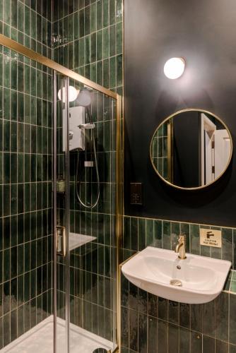 Tyndall's Park - Your Apartment photo 61
