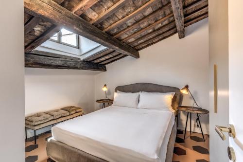 Cisterna 8