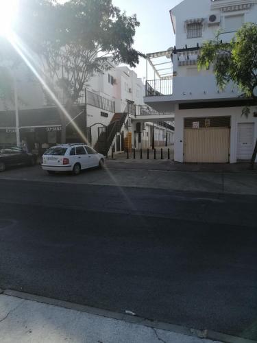 Kejiranan di persekitaran atau kejiranan dekat dengan apartmen