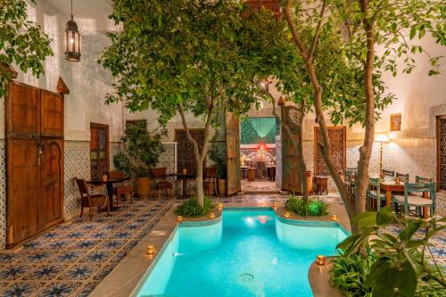 Piscina a Riad Yamina52 o a prop