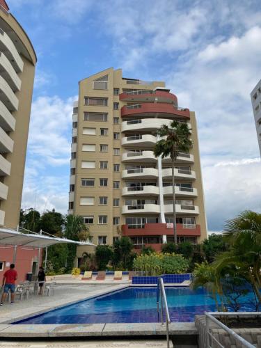 Depar 8 pers Tonsupa Playa Almendroの敷地内または近くにあるプール