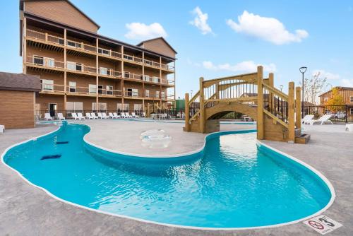 Бассейн в Pvt Hot Tub, Cmty Amenities, Indoor & Outdoor Pools, Table Rock Views, Free Tickets или поблизости
