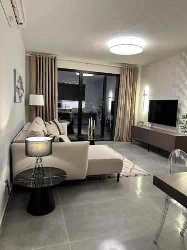 Monique Luxury Apartment