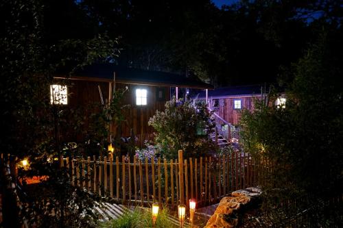 Zahrada ubytování Cabane en bois pour 5 personnes avec espace extérieur privatif et climatisation