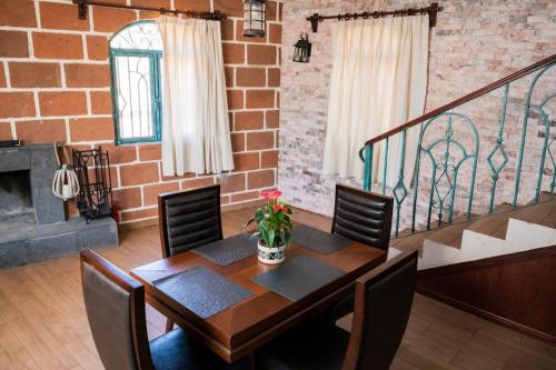 Ruang duduk di Cabaña Amealco Encino