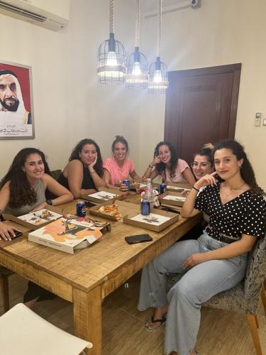 Clientes alojados en The Villa Hostel - By Lunar