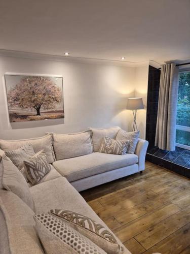 Ruang duduk di Top Floor Penthouse suite Near NEC BHX HS2