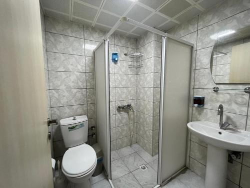 Bilik mandi di Çelik Rezidans Konaklama Apart