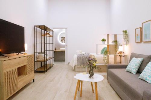 La Brisa Lofts