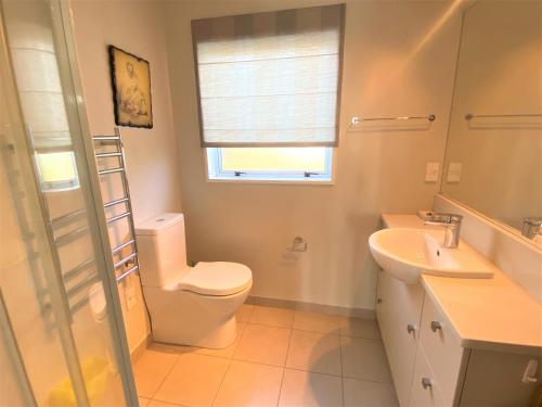 Ένα μπάνιο στο Calm Swan Villa