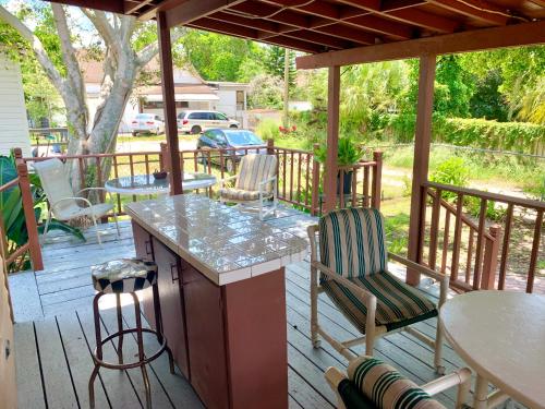 Un patio o zona al aire libre en The Old Haven - An Enduring Piece of Nostalgia