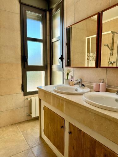 Luxury villa pool&beach paradise