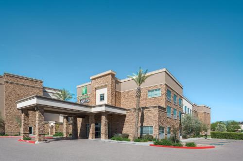 a rendering of the front of a building at Holiday Inn Express & Suites - Gilbert - East Mesa by IHG in Gilbert