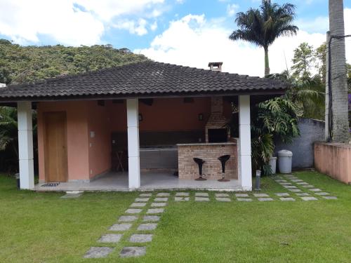 Taman di luar Pedacinho do céu