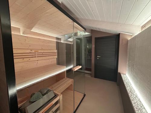 Küche/Küchenzeile in der Unterkunft Attico di lusso con spa