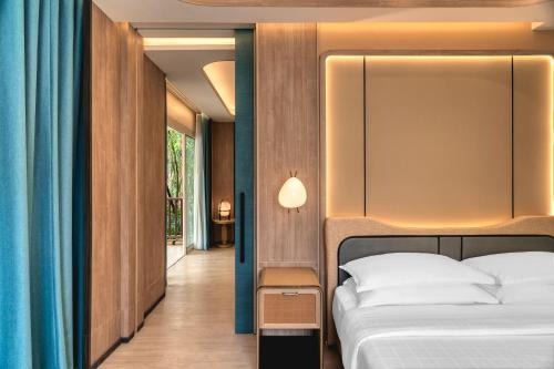 Dusit Thani Krabi Beach Resort — Bedroom