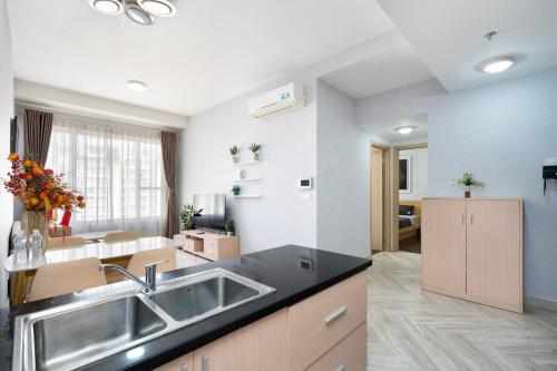 Η κουζίνα ή μικρή κουζίνα στο Saigon Downtown - Rivergate Residence