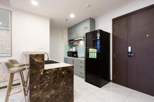 Η κουζίνα ή μικρή κουζίνα στο Saigon Downtown - Rivergate Residence