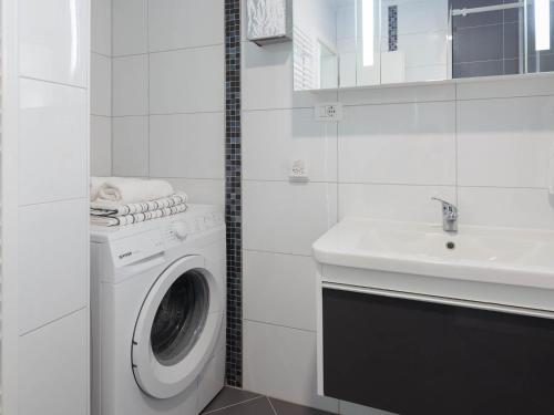 Apartment Lana - Superior Two-Bedroom Apartment with Terrace A1 ST