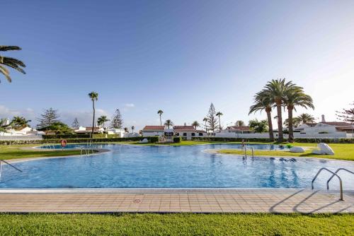 Oasis Holycan - by Gestión Vacacional Canarias