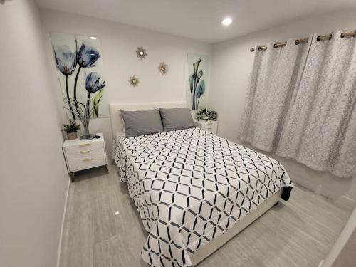Ένα ή περισσότερα κρεβάτια σε δωμάτιο στο Beautiful guest suit