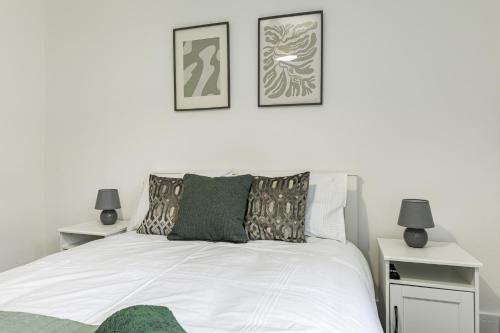 Postel nebo postele na pokoji v ubytování Bountrees Apartment