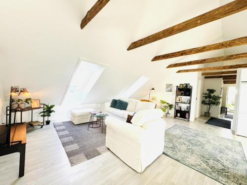 Χώρος καθιστικού στο aday - 4 Bedrooms Penthouse in Langholt