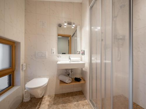 Ένα μπάνιο στο Quality Hosts Arlberg - Haus Pepi Eiter