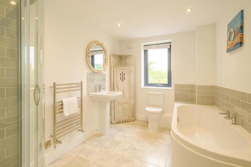 Un baño de Sandown