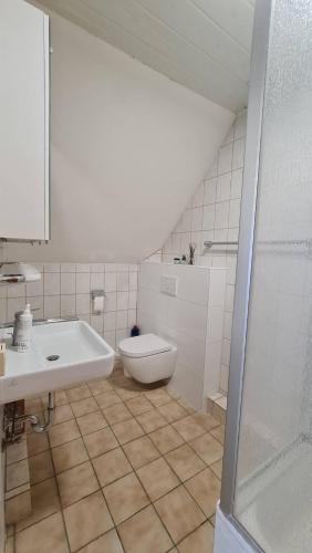 Koupelna v ubytování Gästehaus Zimmer #7 Jülich