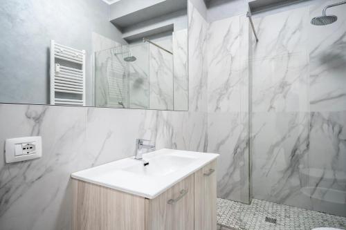 Maragliano Prestige Apartments - A Due Passi dalla Tramvia