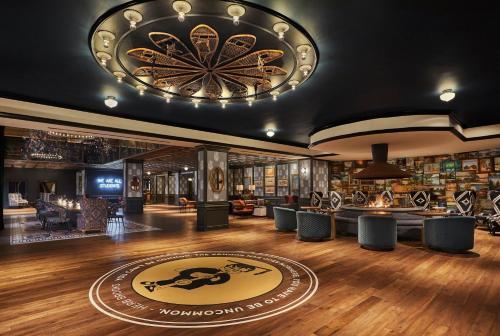 Posezení v ubytování Graduate by Hilton Minneapolis