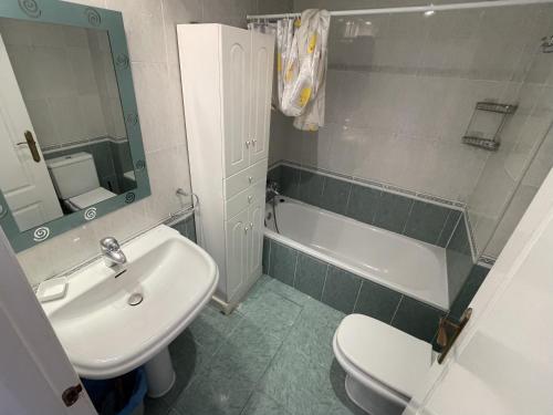 Terraced Apartment 50m From the Beach