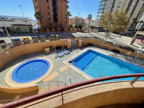 Terraced Apartment 50m From the Beach