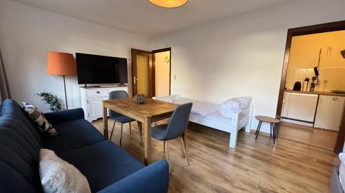 Η κουζίνα ή μικρή κουζίνα στο Studio-Apartments für Monteure & Businessgäste Zentral in Neumünster