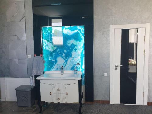 Ένα μπάνιο στο RIXOS Villa