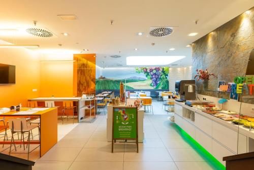Ibis Styles Madrid Prado photo 97