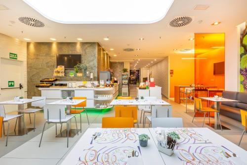 Ibis Styles Madrid Prado photo 98