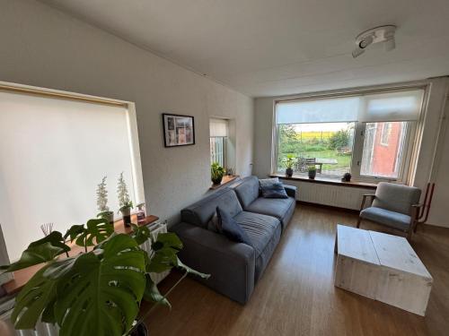 Χώρος καθιστικού στο Woning nabij Eemshaven