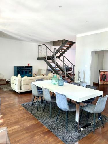 Loft Garonne - Centre ville immeuble privatif