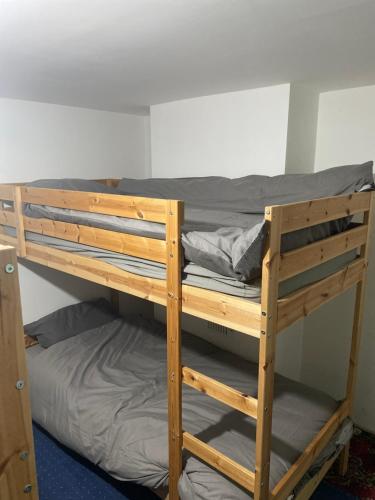 Postel nebo postele na pokoji v ubytování Freedom hostel