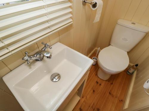 Un baño de Mitford Gypsy Hut