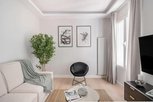Salamanca VIII Calle Alcántara 2BR 2BH